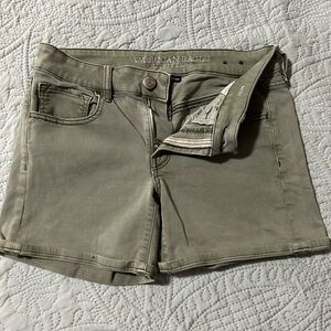 American Eagle Outfitters Women's Super Stretch Shorts